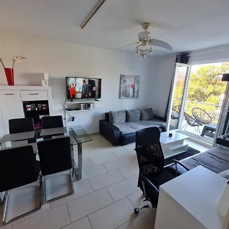 Apartament With Wifi - 16880 Poreč